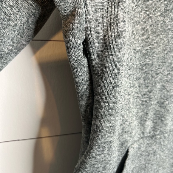 NIKE GREY HOODED SWEATSHIRT SZ S - Picture 6 of 6